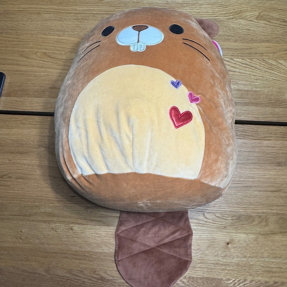 Squishmallows Chip the Beaver 16 Inch Valentine Plush Brown Heart Embroidery NWT